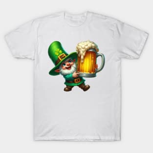 St Patricks Day Gnome Drinking Beer T-Shirt